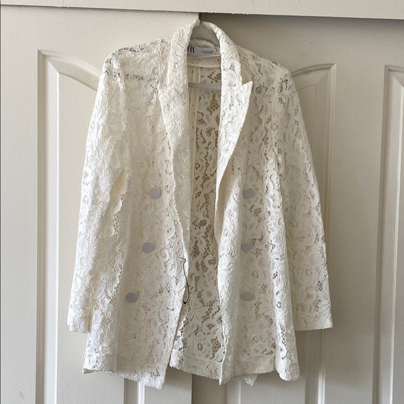 Zara Elegant White Lace Blazer - Picture 6 of 14